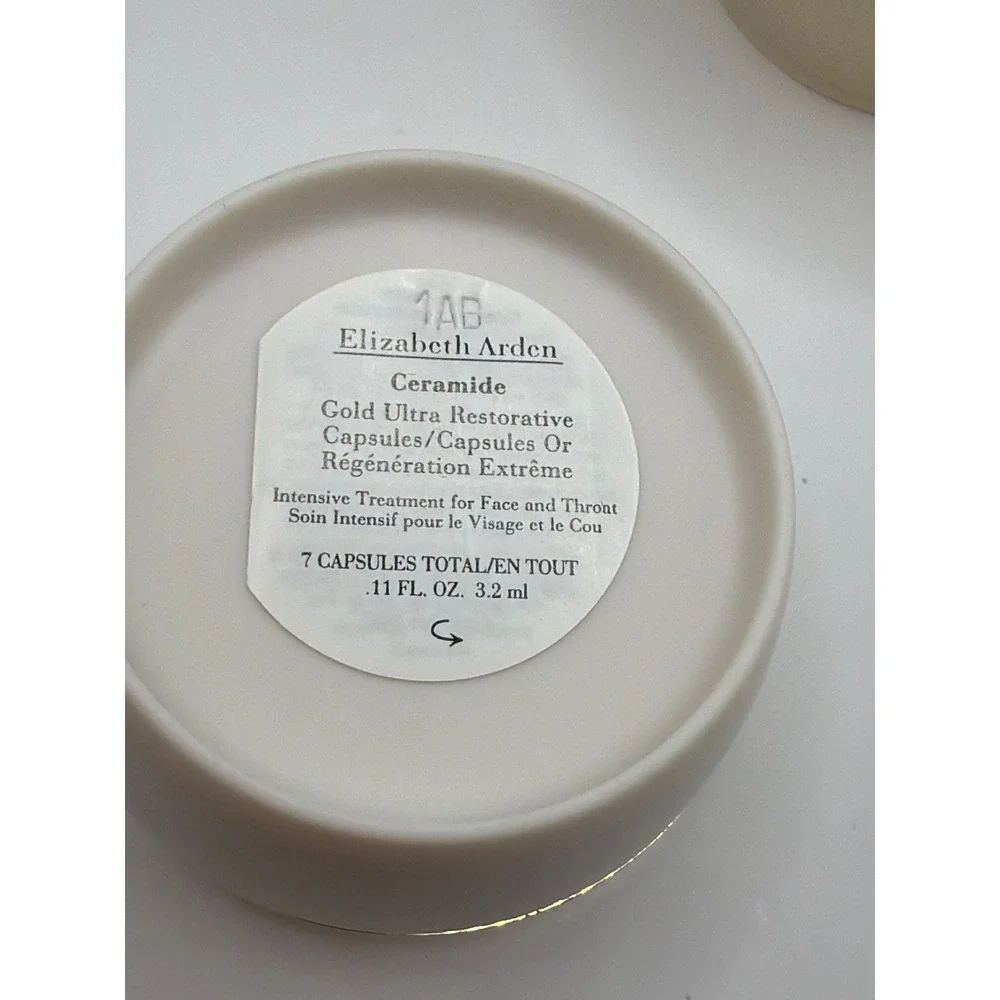 Elizabeth Arden Ceramide Gold Capsules & Plump Perfect‎ Day Night Cream Set 3pc